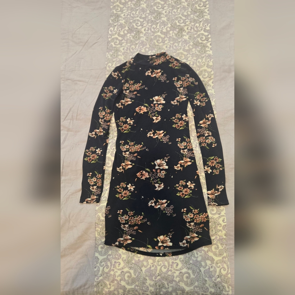 Floral Black Dress - Picture 3 of 5